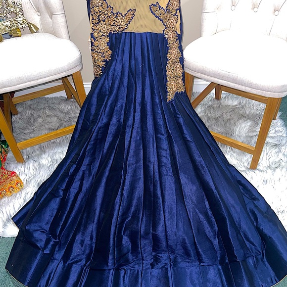 Navy Blue & Gold Embroidered Reception Gown / Indian Party Attire / Prom - Picture 1 of 5